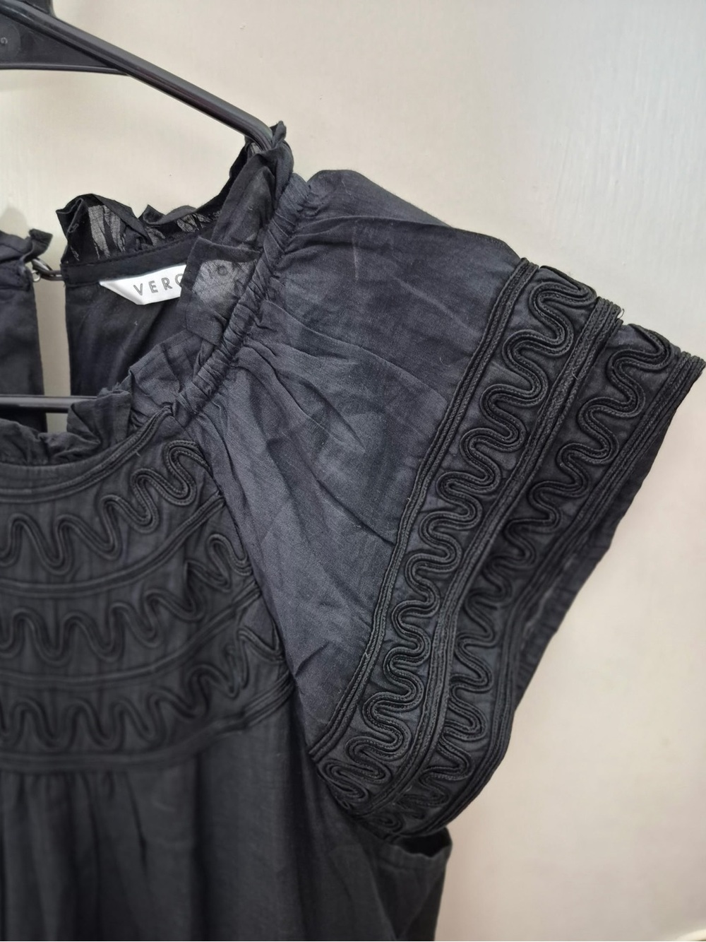 Veronica Beard Keely Tiered Dress in Black - Picture 14 of 16